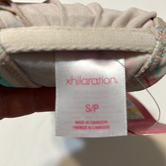 XHILARATION Size Small Swim Bikini Top Tan Pink Blue Feathers Removable Pads NWT - Picture 9 of 10